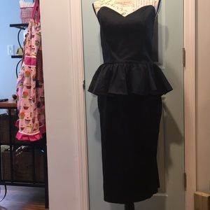 Black strapless peplum dress size 1X Deadly Dames
